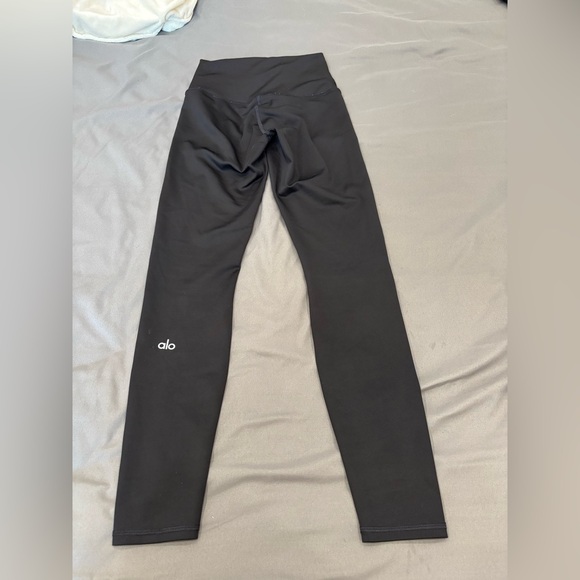 7/8 High-Waist Airlift Legging - Picture 2 of 4